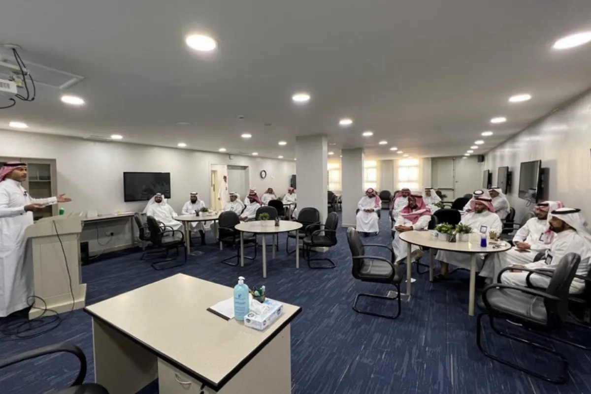 20 مشرفًا يبحثون تطوير التدريب التربوي بالشرقية