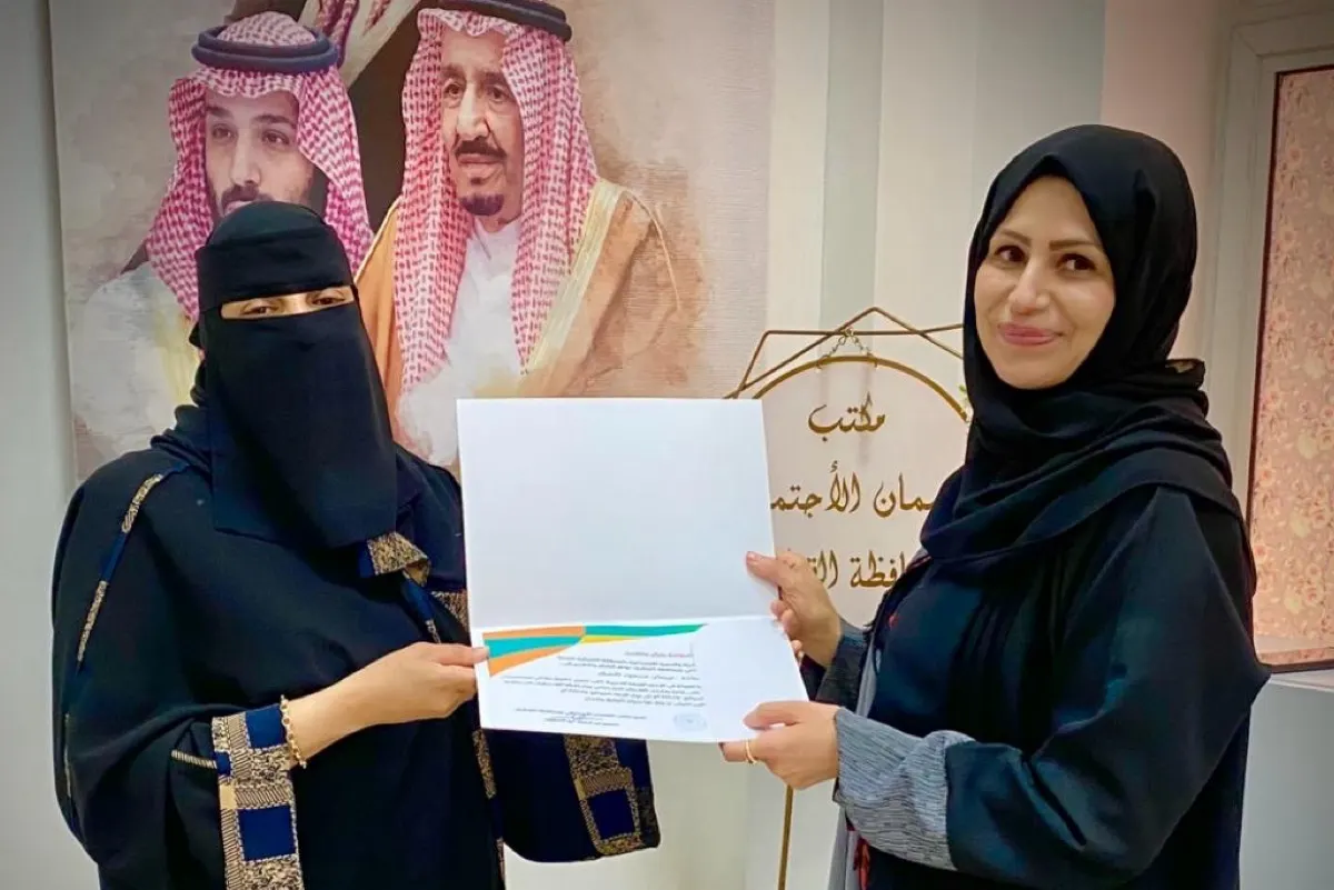 تدريب 30 مستفيدة على ”فرد الشعر“ في ”ضمان القطيف“