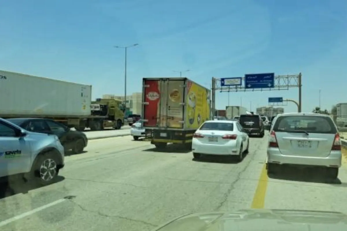 بدء تطبيق المقابل المالي السنوي المضاف لإصدار وتجديد رخص المركبات