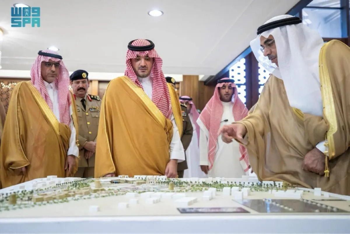 وزير الداخلية يدشن مشروعات للقطاعات الأمنية في الشرقية