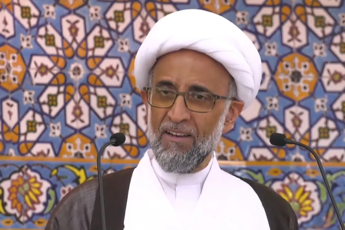 الشيخ الصفار يدعوا للتأسي بالزهراء في برّ الوالدين وللاهتمام بمشاعر الفتيات