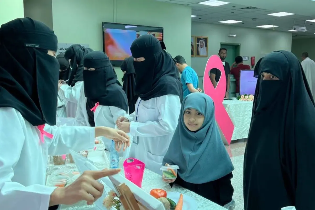 الأحساء.. 5 أركان ب «مستشفى الملك فيصل» للتوعية بسرطان الثدي