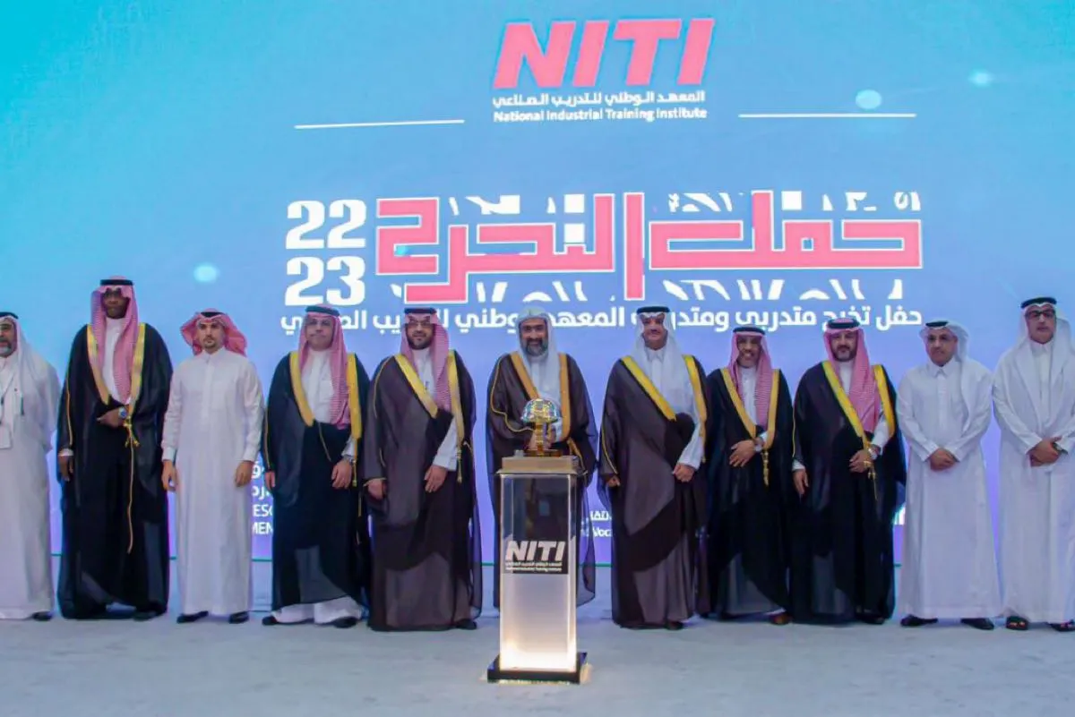 محافظ الأحساء يرعى تخريج 1200 متدرب ب «الوطني للتدريب الصناعي»
