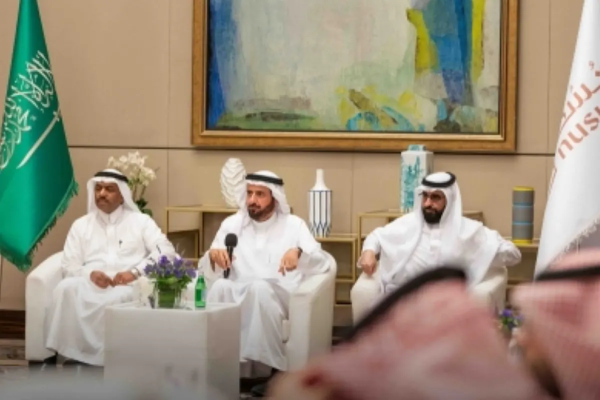 وزير الحج: إطلاق رحلات جديدة بين البحرين والمدينة المنورة قريبًا