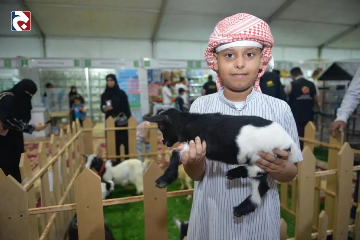 بالصور.. عالم الحيوانات الأليفة" ينطلق بالقطيف بمشاركة 30 ركنًا