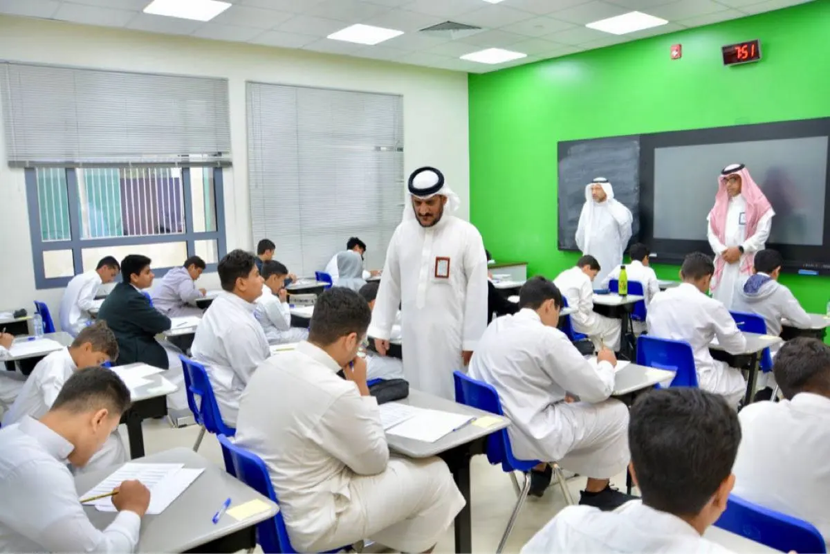 النوم المبكر والطعام الصحي.. نصائح لفترة اختبارات «صحية»