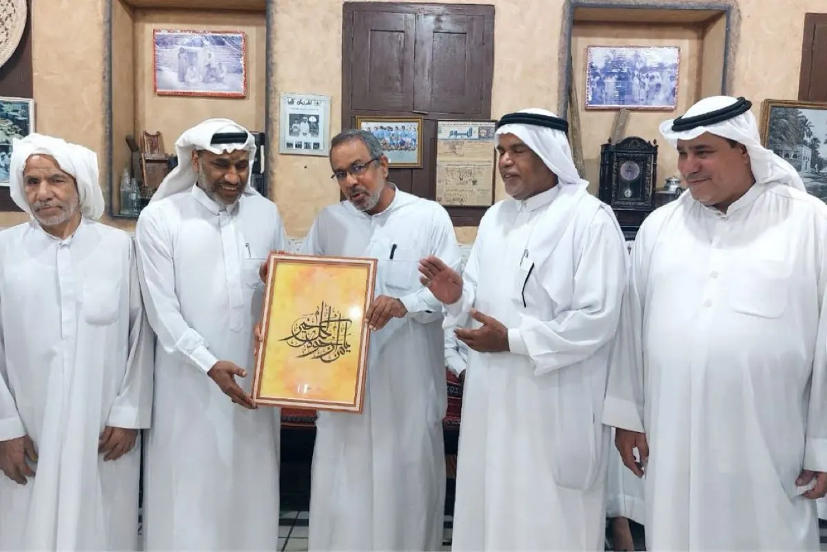 توثيق تجربة ناجحة.. ”متقاعدو الجارودية“ يزورون ”كبار السن“ بالتوبي
