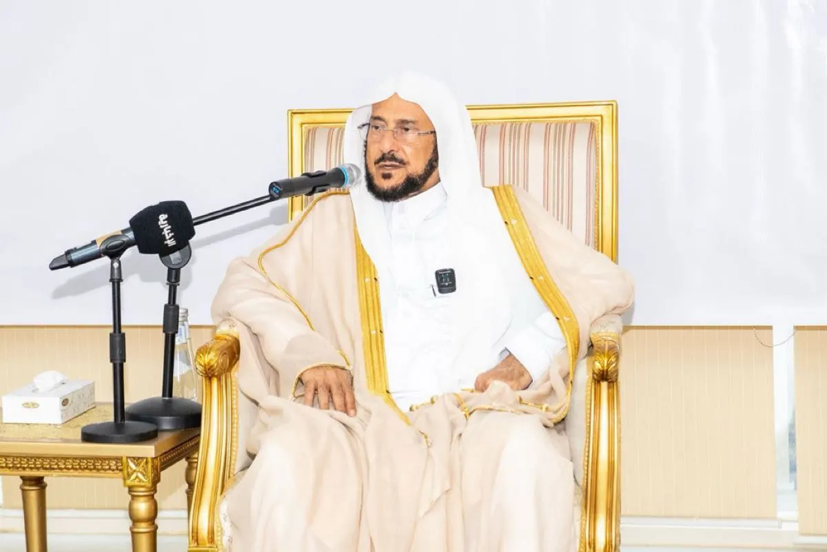 وزير الشؤون الإسلامية يوجه دعاة الأحساء بتحصين الأفكار من الانحرافات العقدية والفكرية