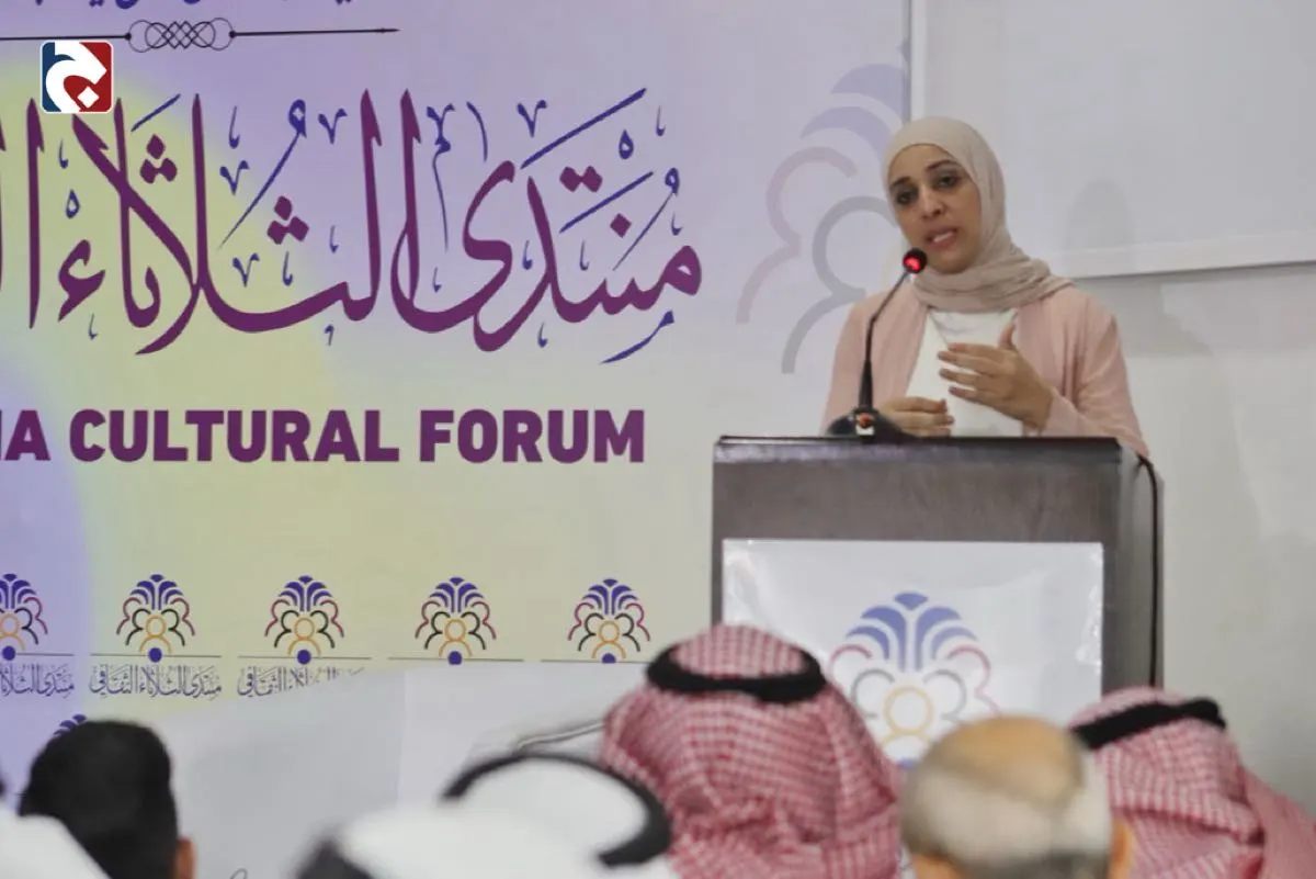 التشكيلية إيمان شاكر تجمع بين ثقافة الصحة وجمال الفن في معرضها بالقطيف
