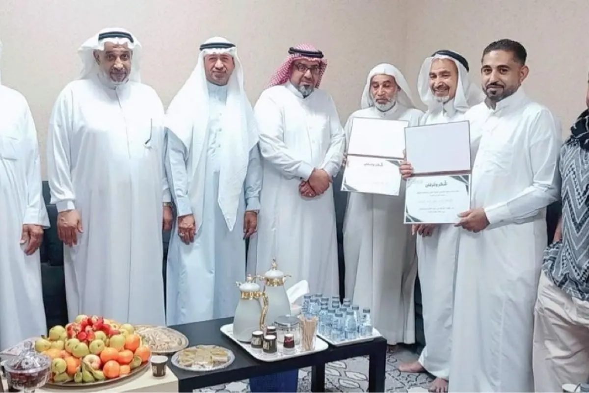 القديح.. ”الفردوس“ تكرم عائلة الحصار لأعمالها التطوعية