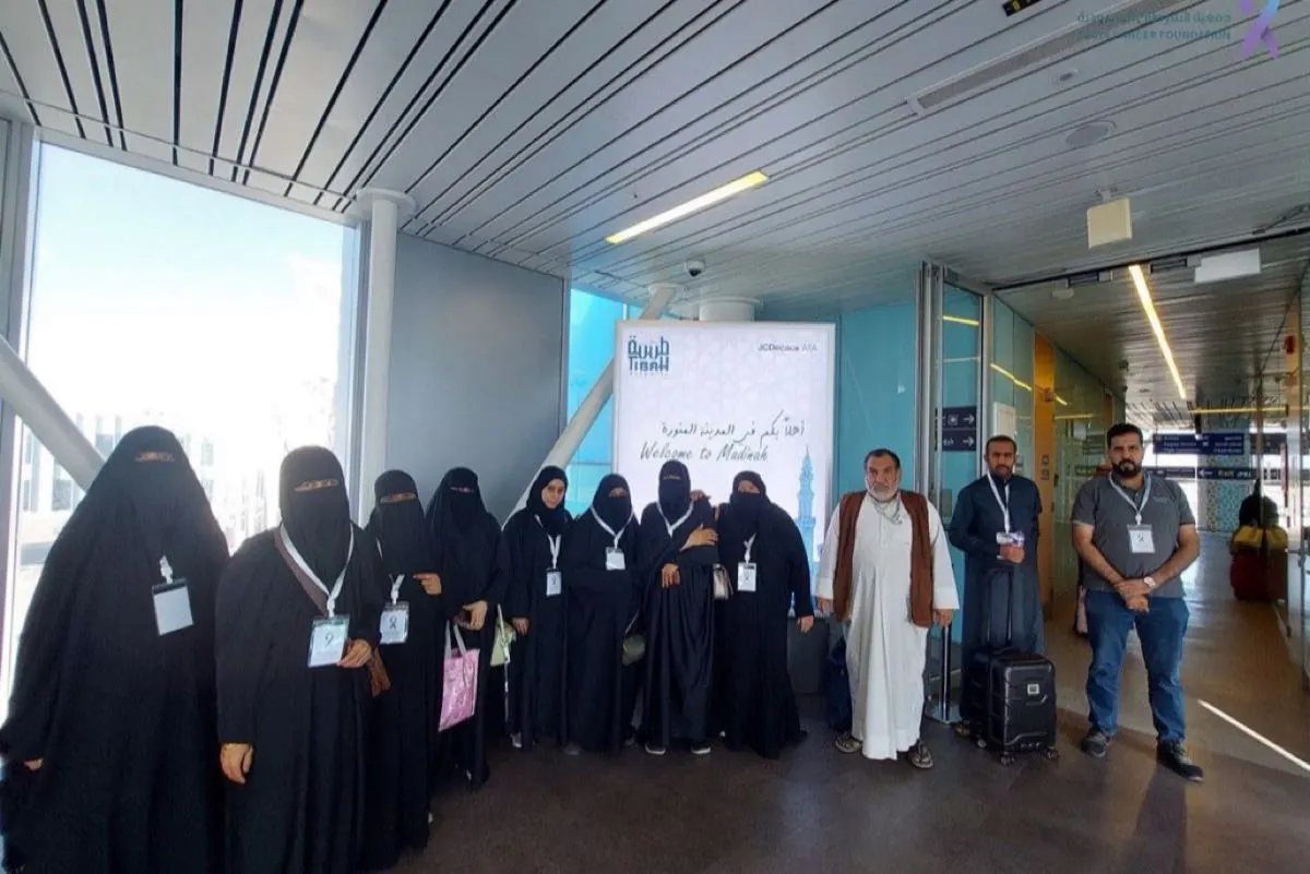رحلة إلى المدينة المنورة لـ 30 مستفيدًا ب «السرطان السعودية»