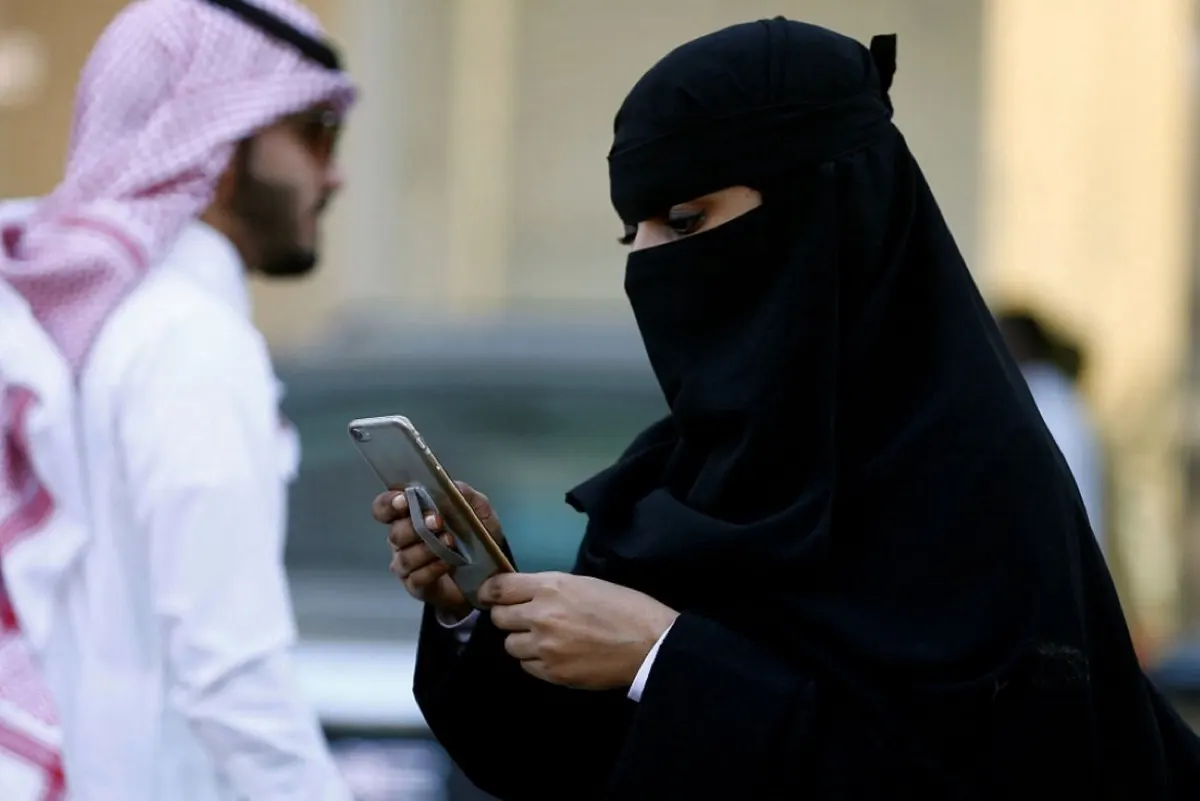 تعلم فن ”التسليك“.. لا تدع الخلافات الصغيرة تهدم سعادتك الزوجية
