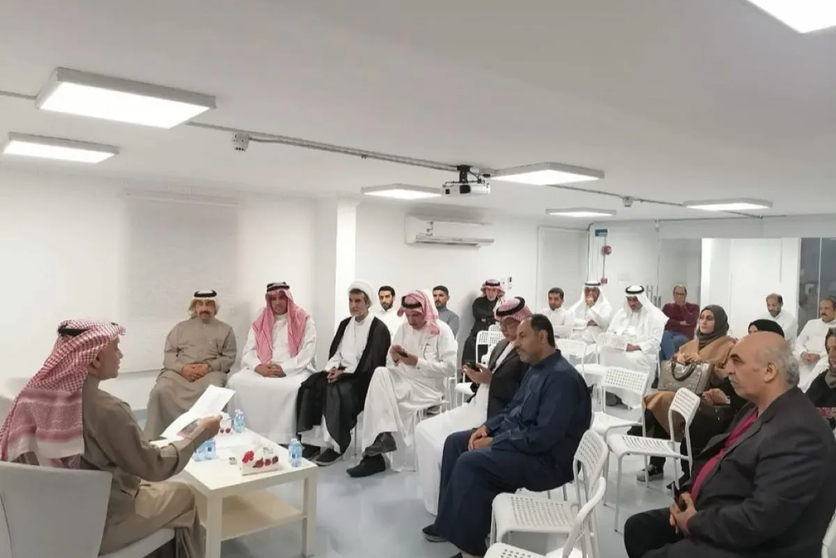 صالون ”صهيل الكلام“ يحتفي باللغة العربية في يومها العالمي