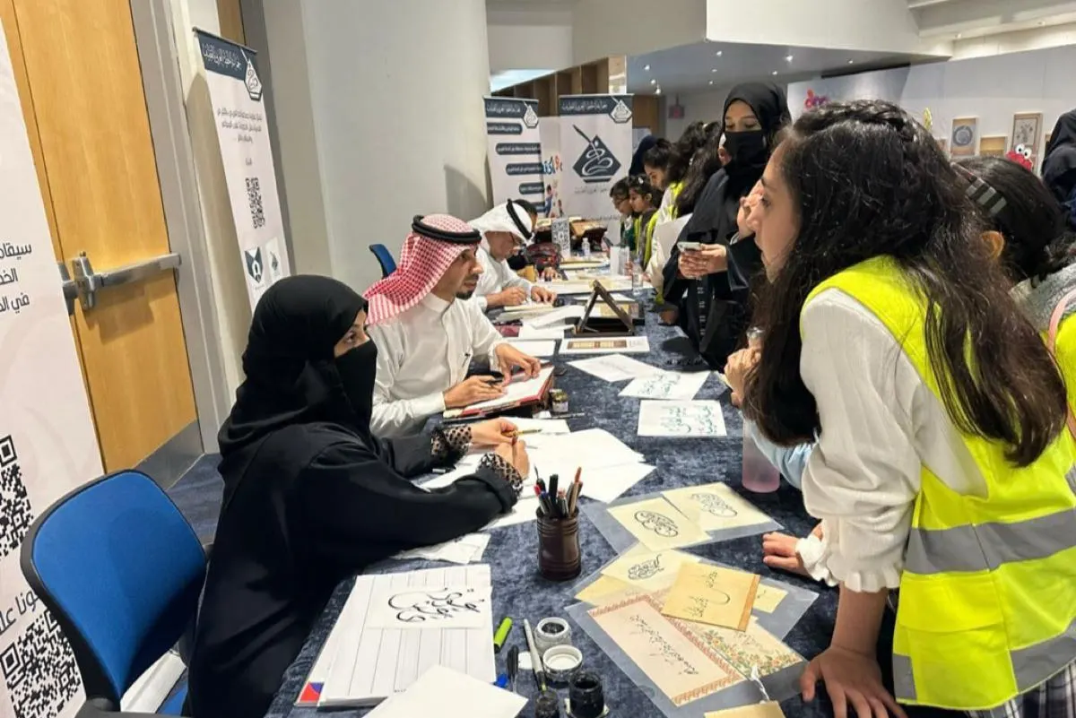 400 طفل مستفيد من 6 أركان لـ «حكايات واكتشافات»