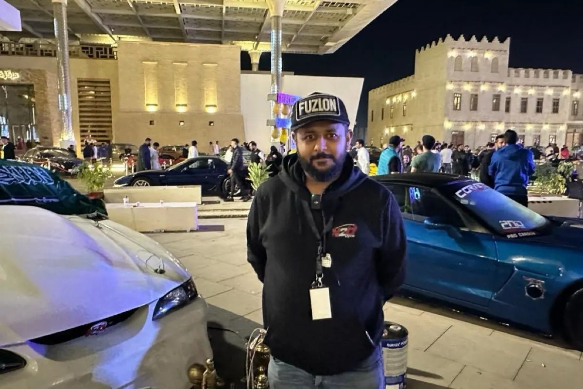 بها قفص حديدي لحماية السائق.. ”موستنج“ معدلة تشارك في عرض الرامس للسيارات