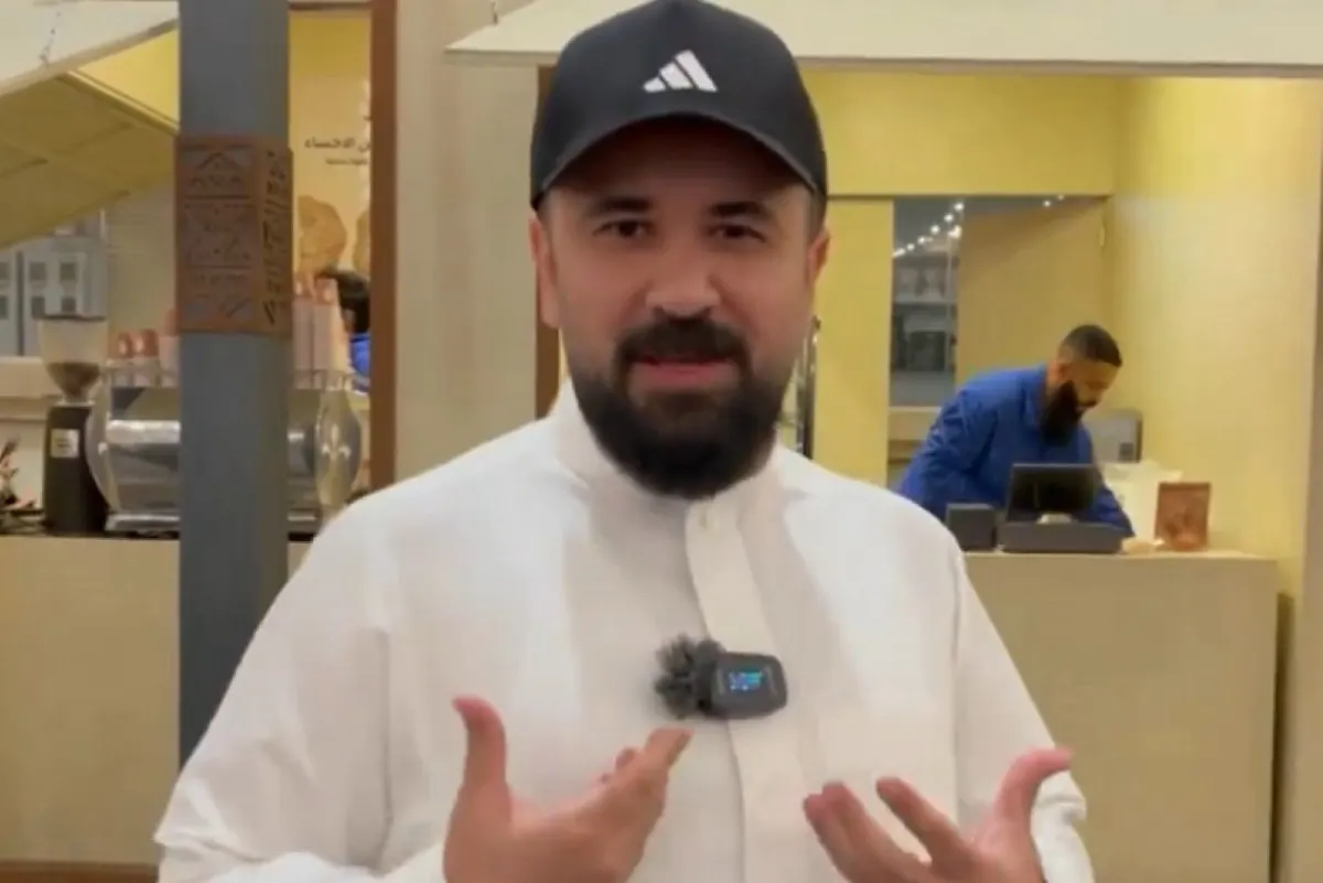 «صارت كوكيز».. طباخ حساوي يحوّل «العصيدة» إلى أكلة عالمية