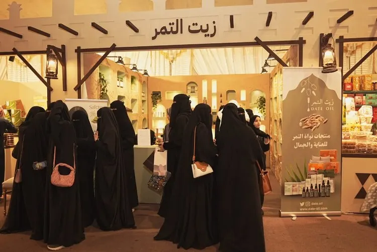 أكثر من مليوني زائر في ختام مهرجان الأحساء للتمور.. و40% زيادة بالمبيعات