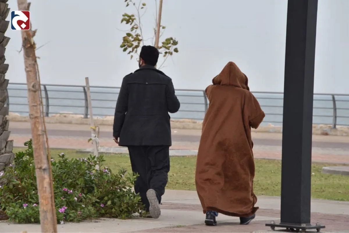 خبير طقس: البرد لم ينته.. ولا تستعجلوا تخفيف الملابس الشتوية