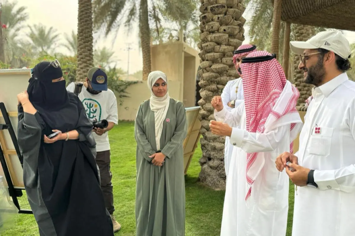 وسط نخيل الأحساء.. 60 تشكيليًا يجسدون 70 لوحة في ملتقى «مفن»