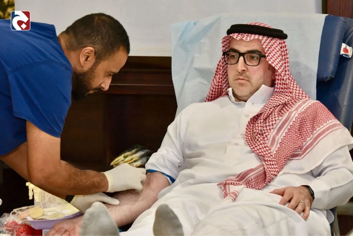 بالصور.. 28 متبرعًا خلال 3 أيام في حملة ”بها نحيا“ للتبرع بالدم بوسط العوامية