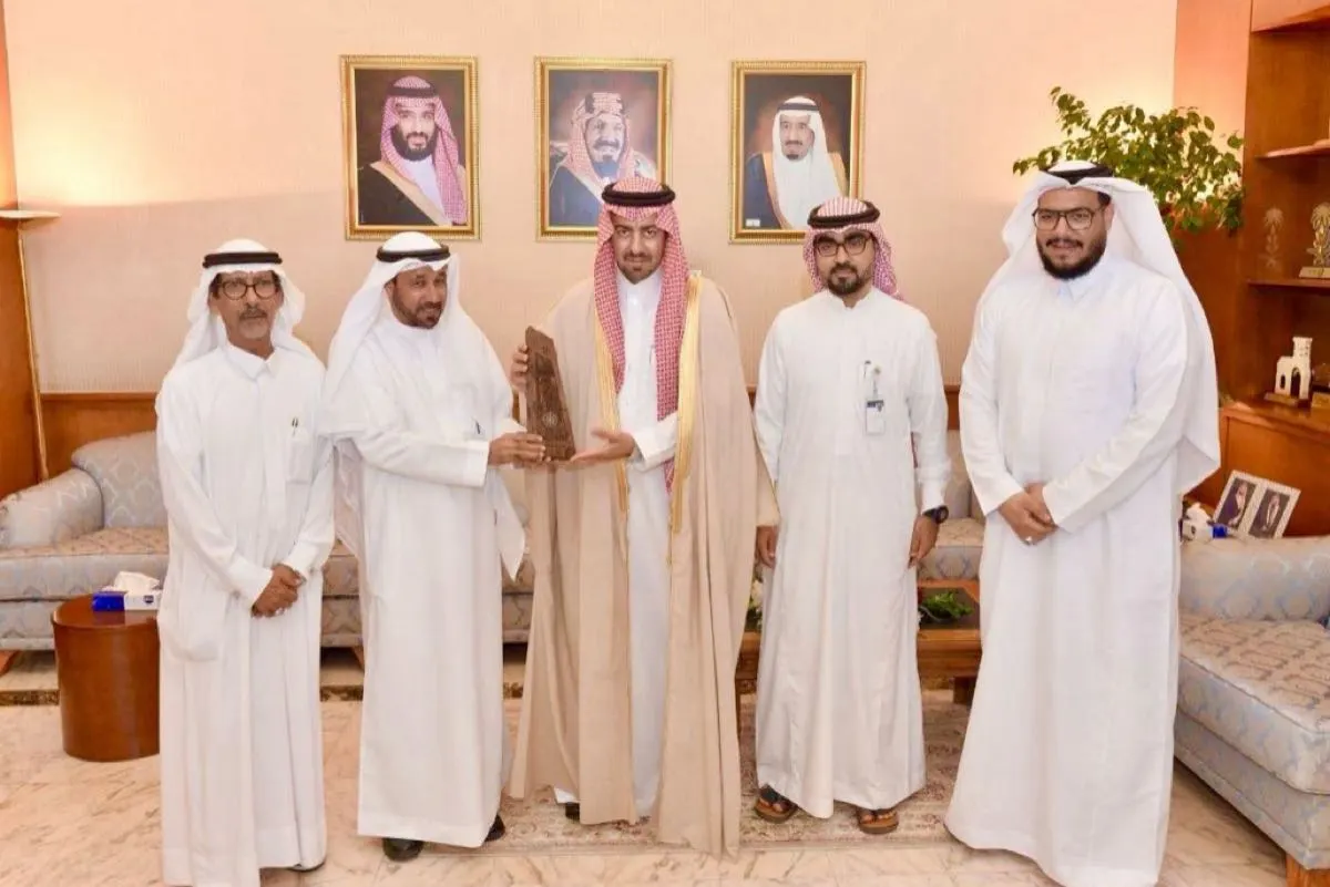 محافظ القطيف يدشّن النسخة الثالثة لفعاليات بستان قصر تاروت