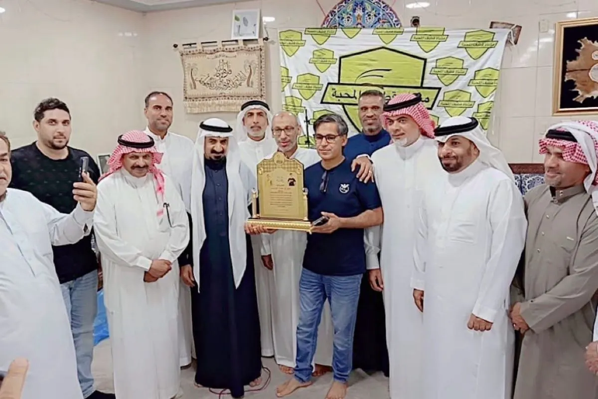 بالصور.. سحور رمضاني يجمع اعضاء ”مشاة قطيف المحبة“ في القديح