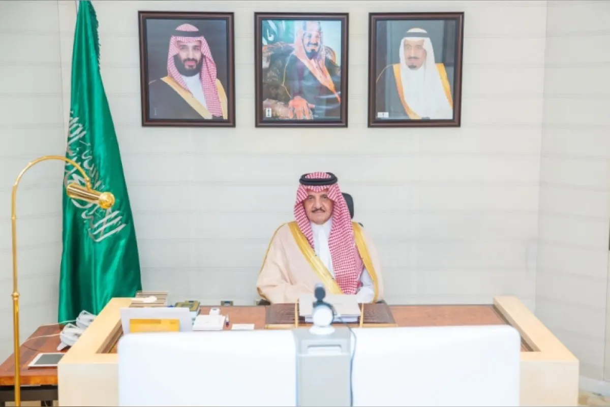 أمير الشرقية يستعرض المخطط الشامل لمحافظة القطيف