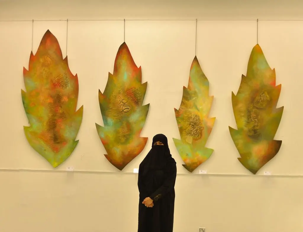 التشكيلية الجارودي: بناتي يرسمون إبداعًا.. وفراغ الوالدين يملأه الحنين في رمضان
