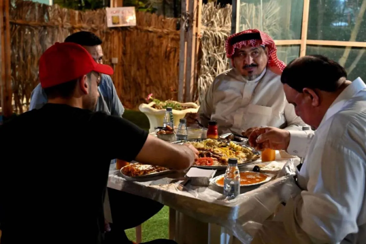 للسنة الثانية.. ”فطور رمضاني“ يجمع الأهالي في مزرعة الجمعان