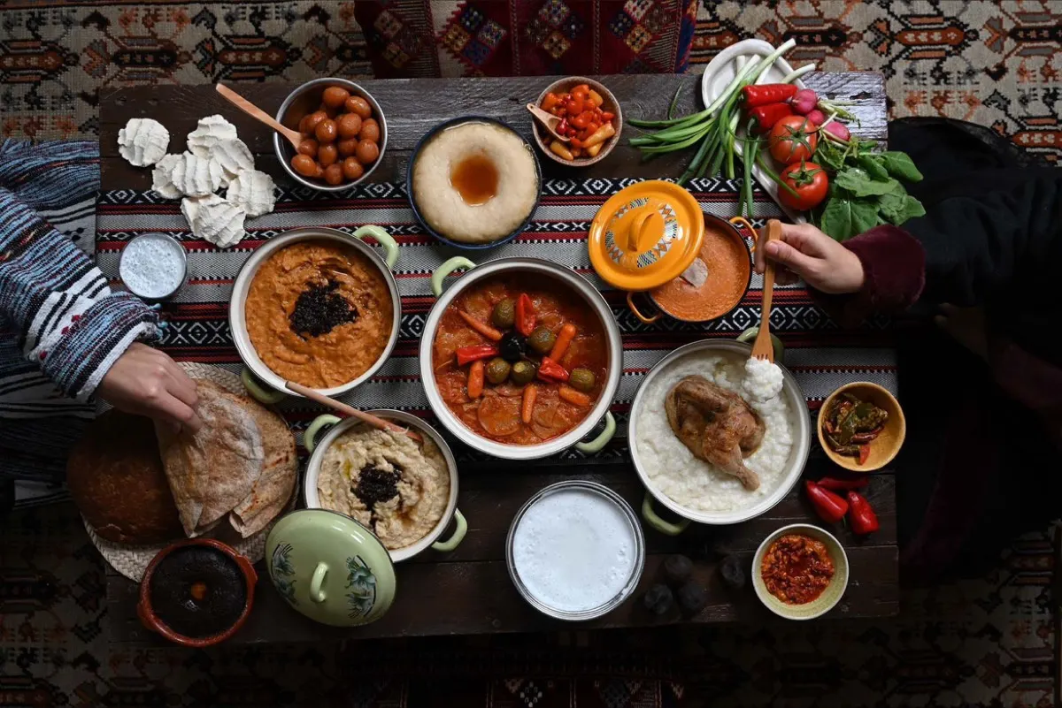 إفطار العيد.. موروث ثقافي يعزز الروابط الاجتماعية والعائلية