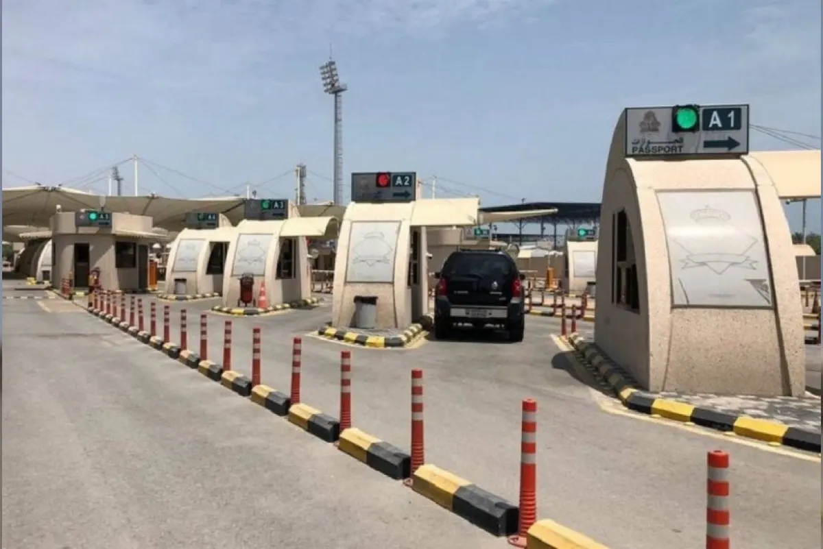 ”أبشر“ و”توكلنا“ لا تكفيان لعبور جسر الملك فهد.. ”الهوية“ أو ”جواز السفر“ إلزامي