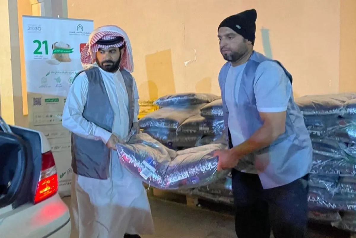 1,1 مليون ريال مساعدات ”خيرية العيون“ في رمضان