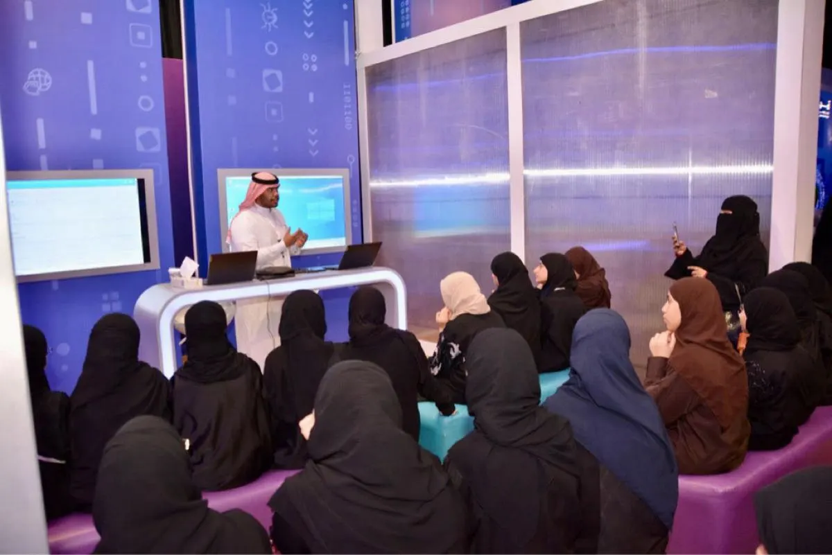 ”آمن“ يعزز وعي 3 آلاف طالب من القطيف بالأمن السيبراني