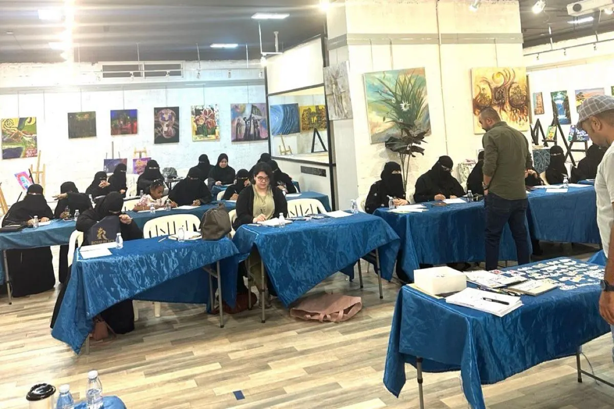 60 متدربًا على «تحسين الخط العربي» بـ «ثقافة وفنون الأحساء»