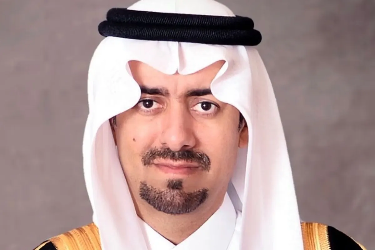 محافظ القطيف يشكر القيادة على ترقيته للمرتبة ال 15