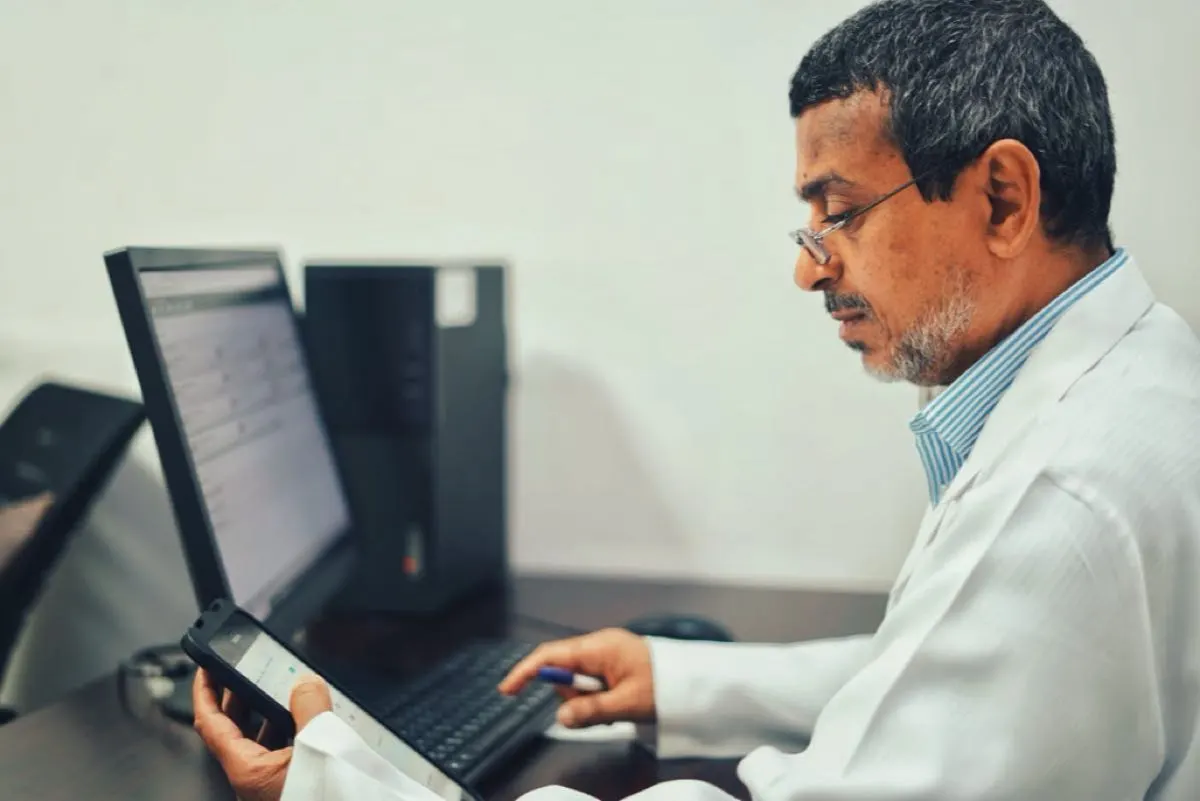 145 عيادة افتراضية لخدمة المستفيدين في القطيف