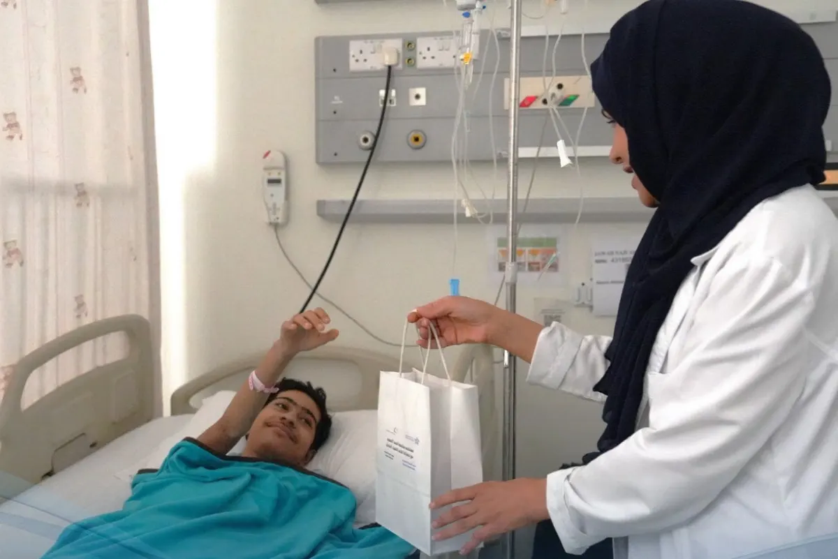 بالهدايا والورود.. ”الخدمة الاجتماعية“ بالقطيف تشارك الأطفال فرحة العيد