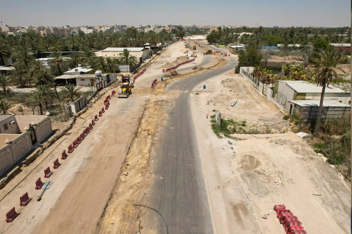 القطيف.. إعادة الحركة المرورية لشارع الرياض