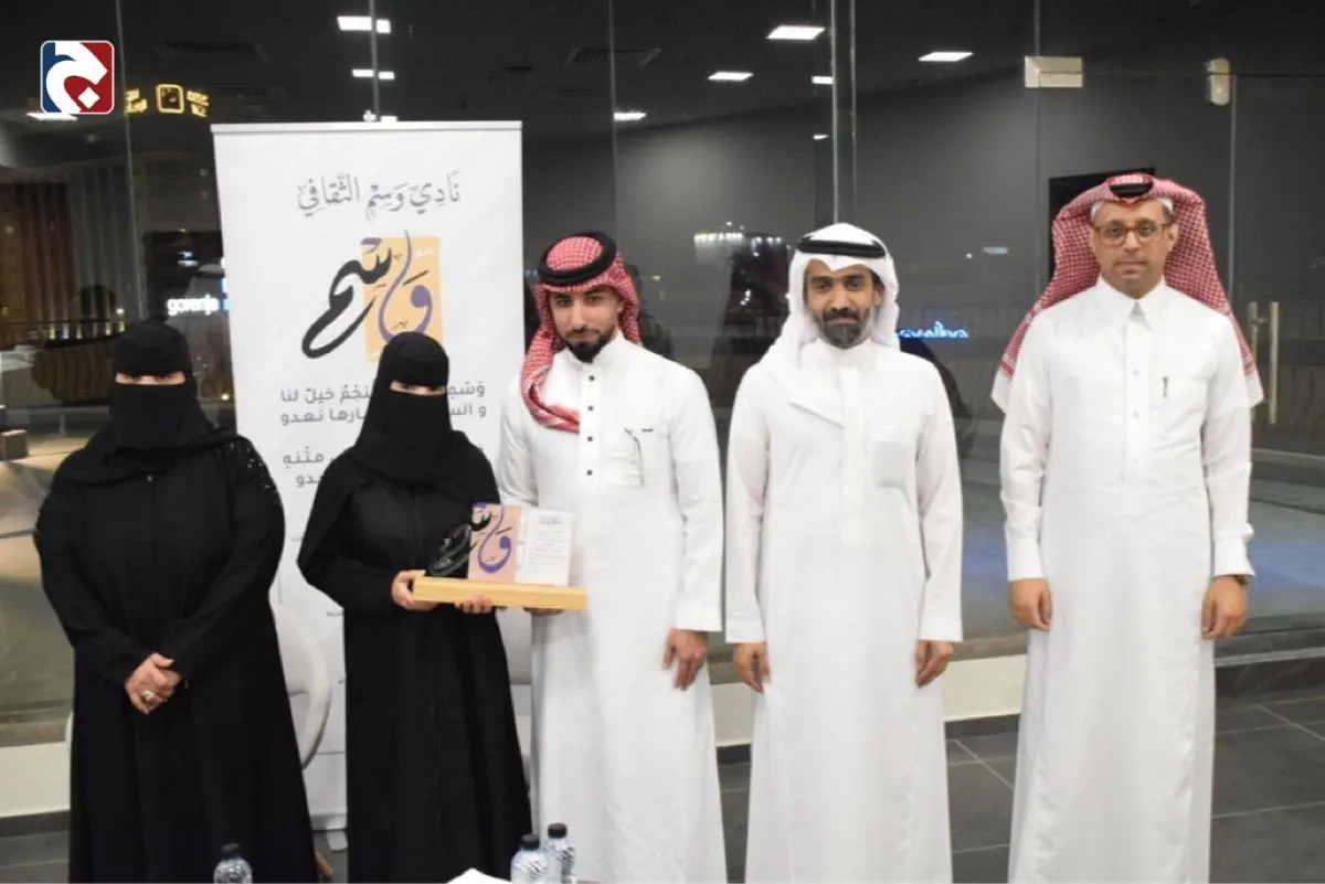 الشاعرة العبد الله تثري ”ترنيمة وقافية“ بقصائد وجدانية.. وديوانها الجديد يرى النور قريبا