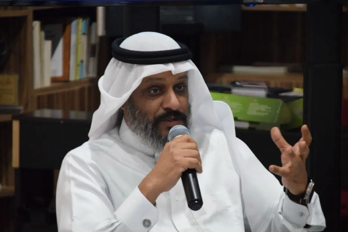المخرج الرويعي: افتقار الكادر الإداري أبرز تحديات المسرح
