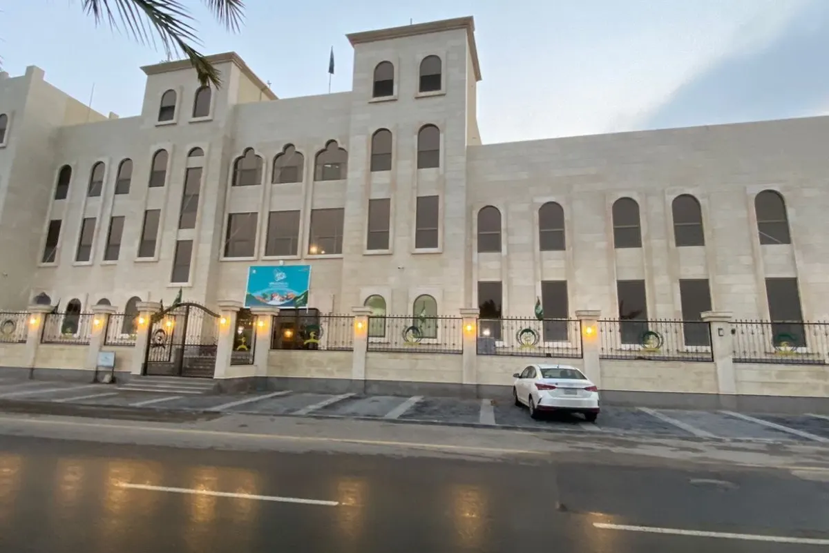 ”بر سنابس“ تتكفل بإيواء عائلة بعد عطل كهربائي في منزلها