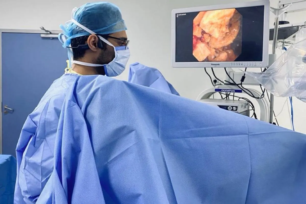 لأول مرة.. بالون طبي يُنهي معاناة مريض بتضيقات الإحليل في القطيف