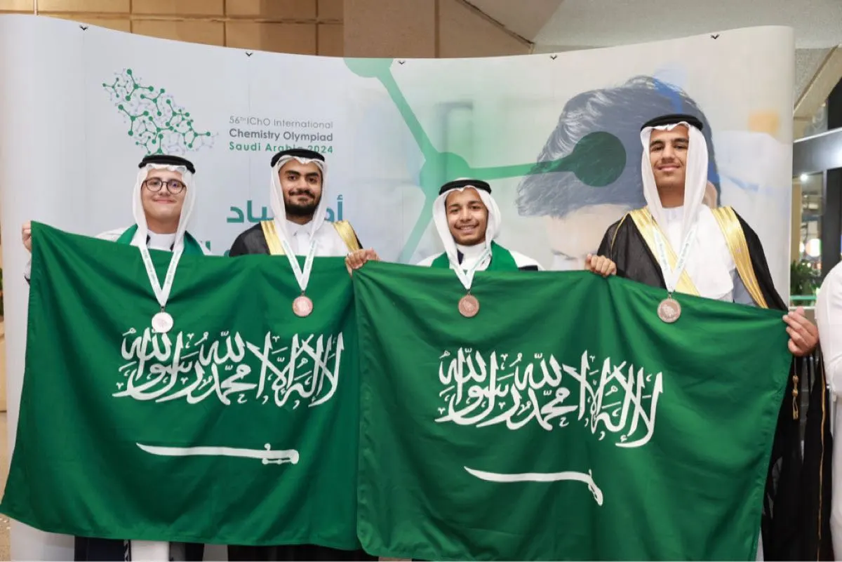 الدبيسي وأزهري وآل موسى والخليفة.. 4 ميداليات في أولمبياد الكيمياء