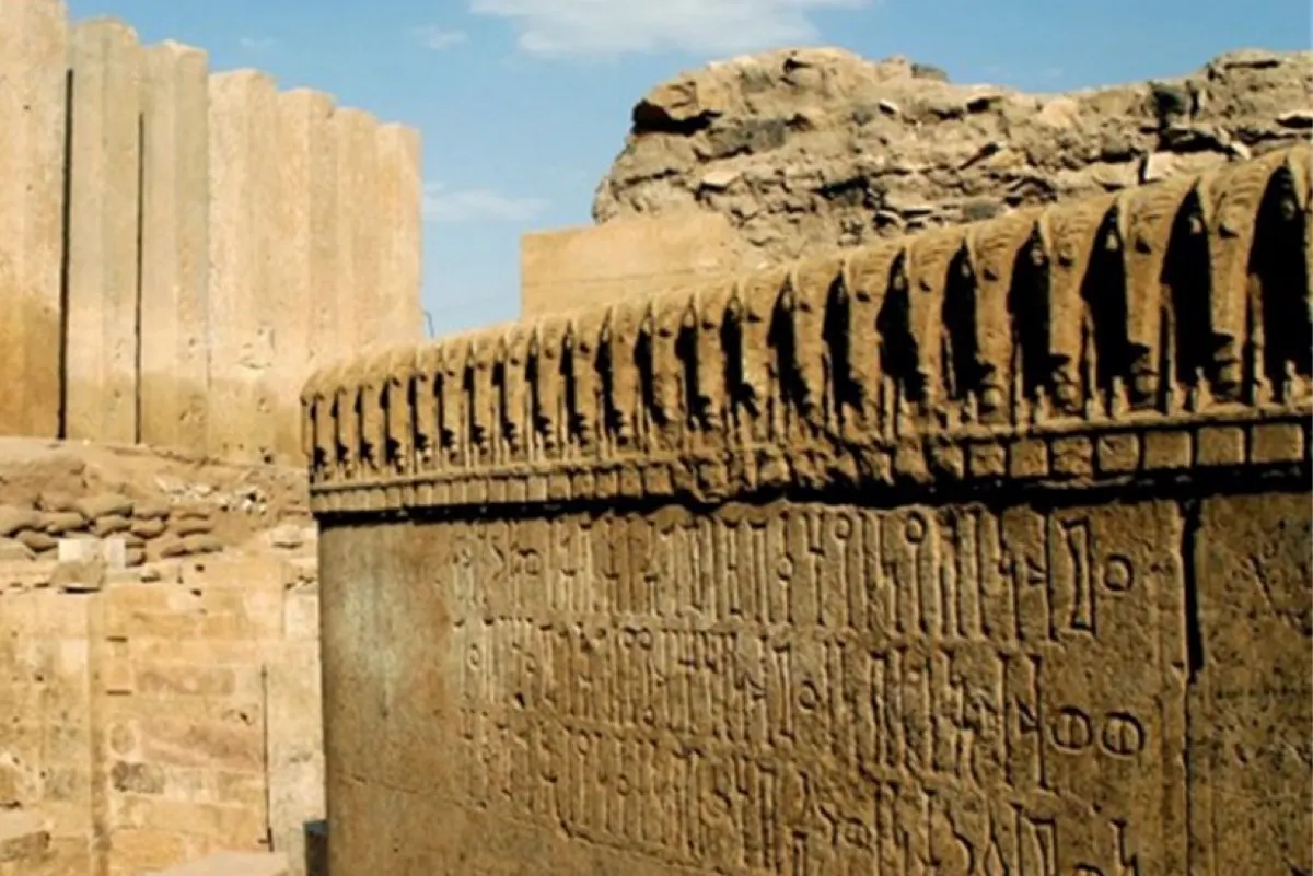 التقنيات البدائية والعناصر الإنشائية.. 8 محاور تبرز «العمارة القديمة في الجزيرة العربية»