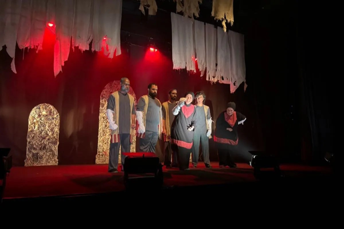 4 عروض مسرحية تبهر حضور مسابقة «إثراء»