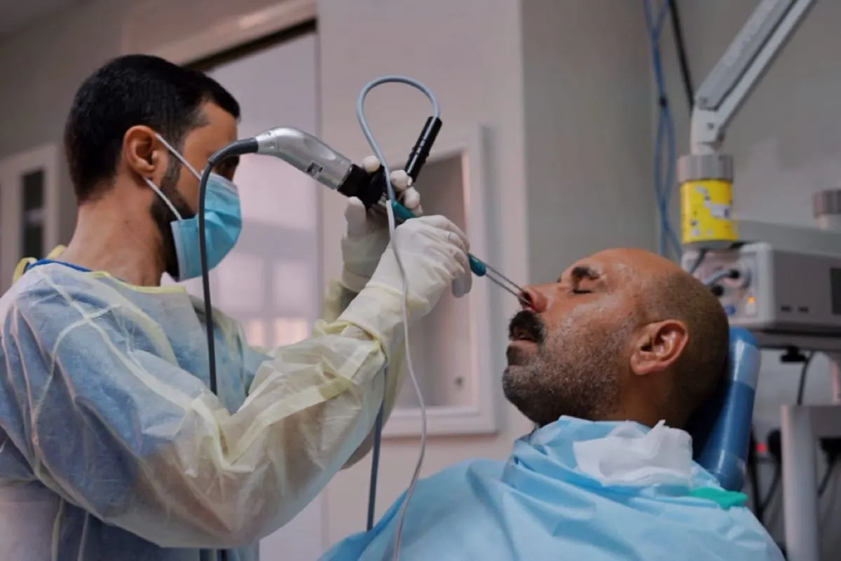 القطيف.. موجات الراديو تنهي معاناة 90 مريضًا مع «انسداد الأنف المزمن»