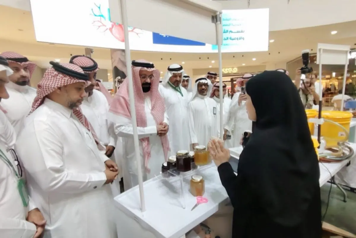 بالصور.. انطلاق فعاليات ”عسل المانجروف“ في القطيف
