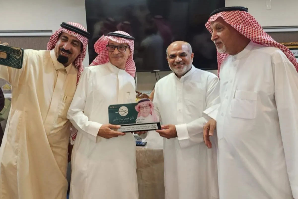 أخلاقيات المهنة وقصص من الميدان.. ”كاظم“ يلهم الإعلاميين الرياضيين
