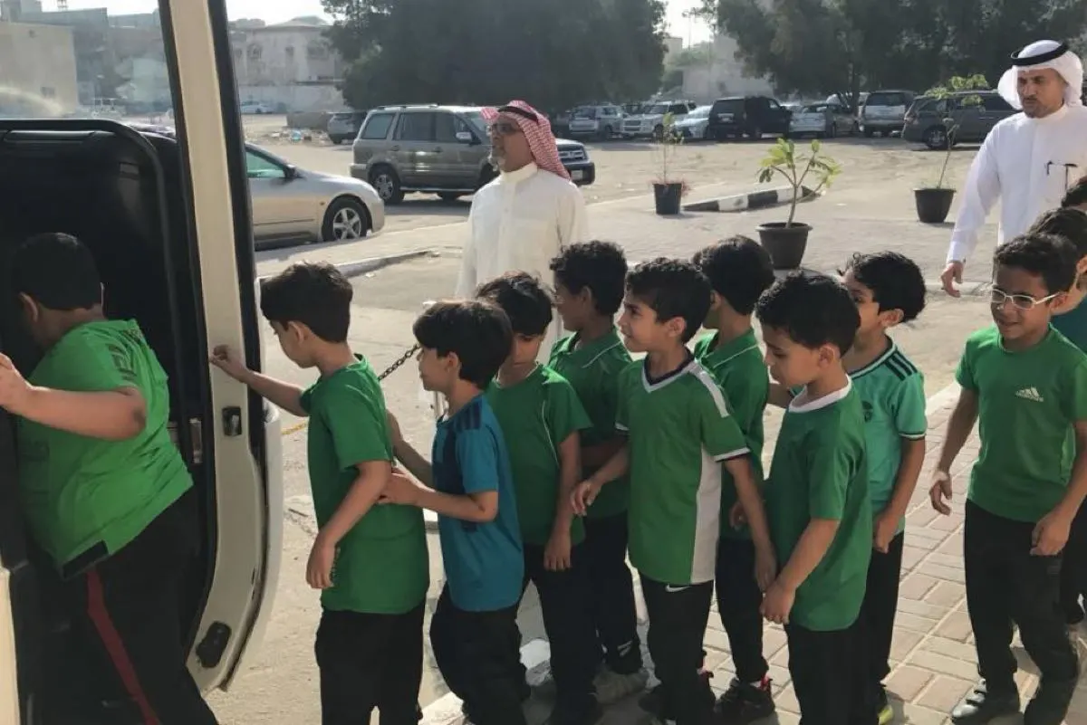 القطيف.. دورات لتدريب الطلاب والمعلمين على «السلامة بالحافلات المدرسية»