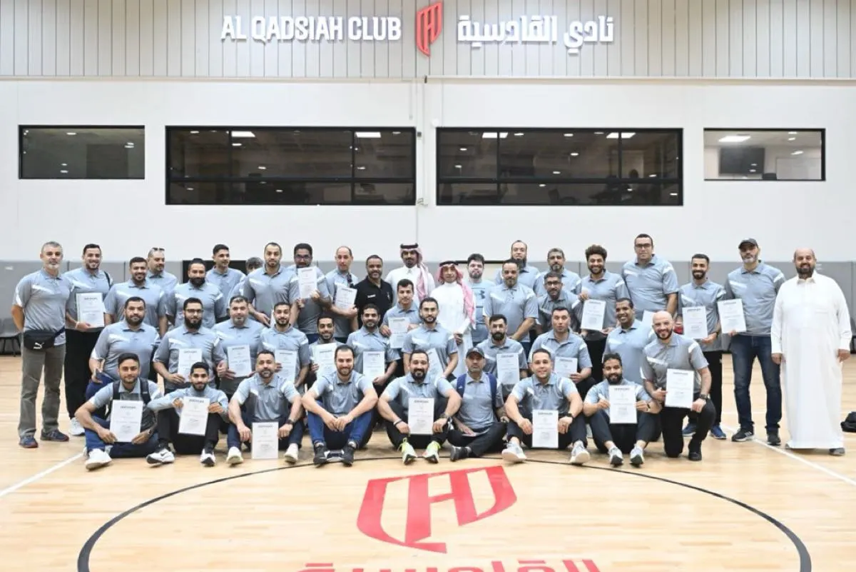 38 مدربا في دورة دراسات إعداد المدربين للرخصة الدولية «D»